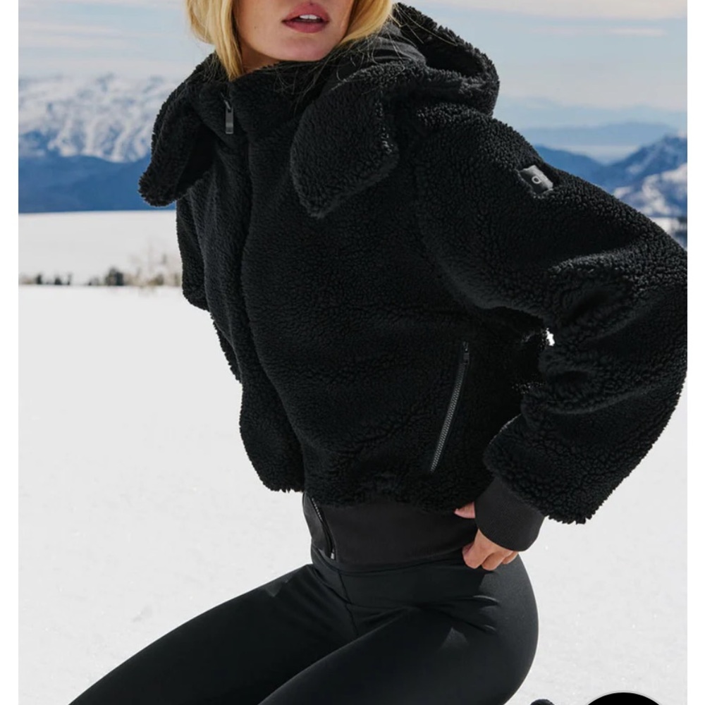 ALO  “FOXY” Sherpa  jacket